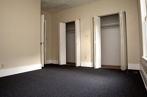 5th image of 1061 Ackley St