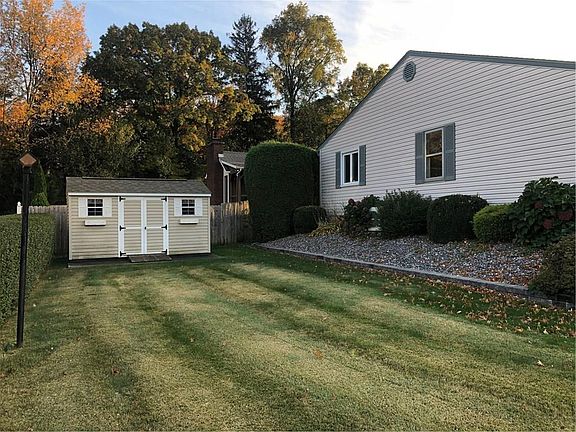 3rd image of 4103 Elmwood Ave
