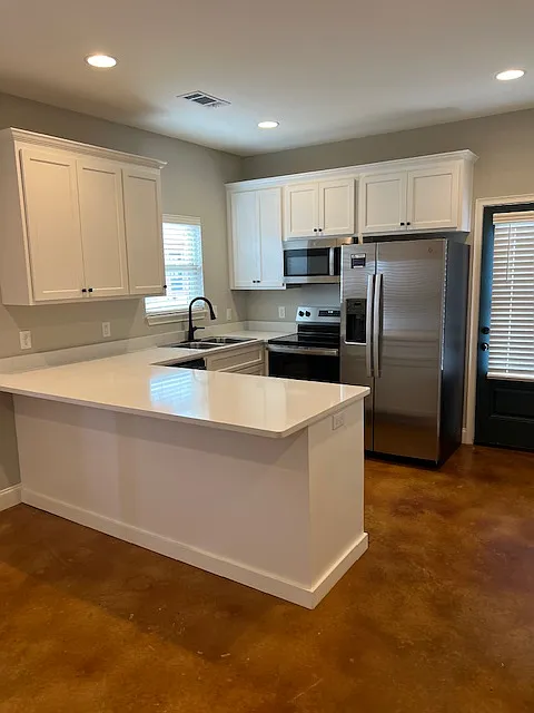 1 bed, 700 sqft, $1,400 — Photo 4