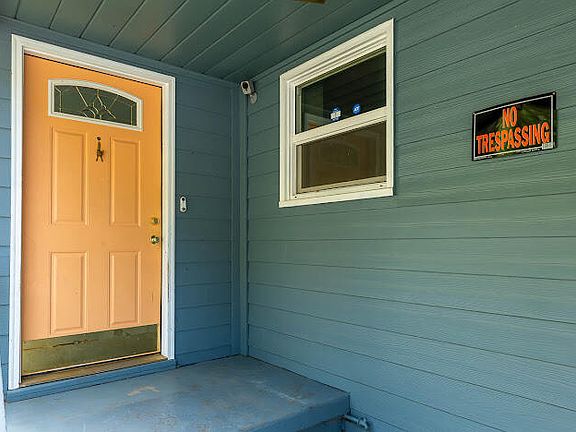 3rd image of 46822 Sunset Ave