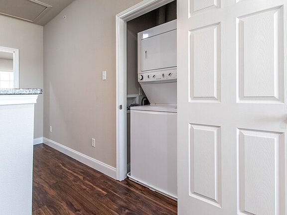5th image of 1328 Underwood St APT 202