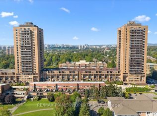 525 Saint Laurent Blvd #4, Ottawa, ON K1K 2Z9