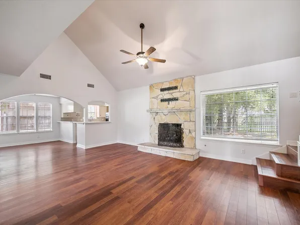 23906 Northcrest Dr #23906, Spring, TX 77389