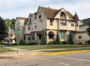 121 W Wabasha St APT 5, Winona, MN 55987