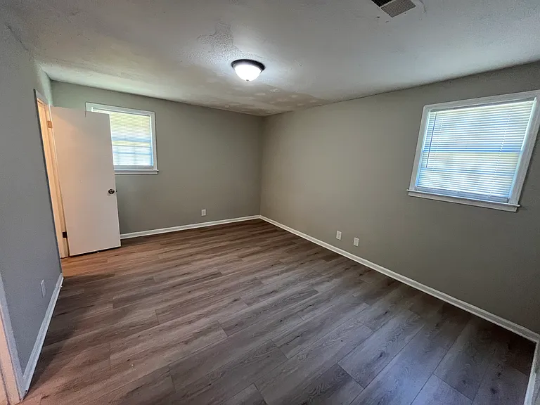 5255 Greenwood Ter — Photo 16
