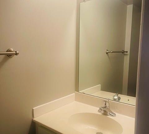 Powder room located on the 1st floor