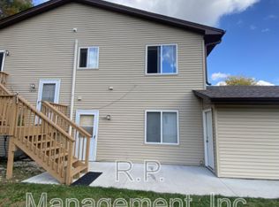 15280 Lesley Ln, Eden Prairie, MN 55346