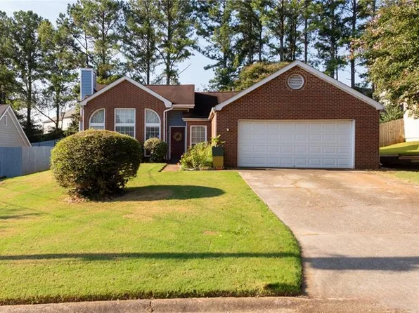 1470 Charter Oaks Ln, Lawrenceville, GA 30046