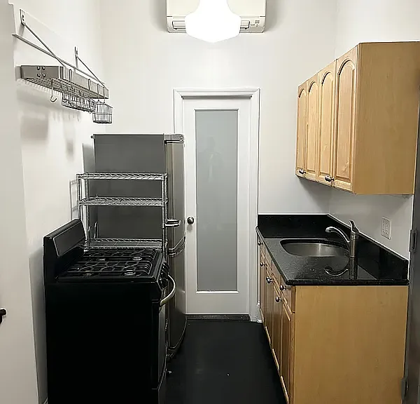 106 Macdougal St #1 — Photo 8