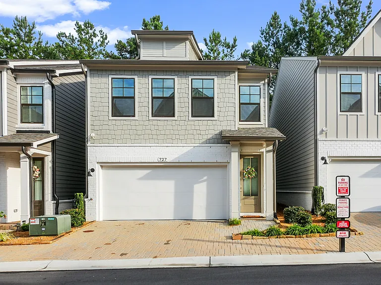 727 Stickley Oak Way — Photo 1
