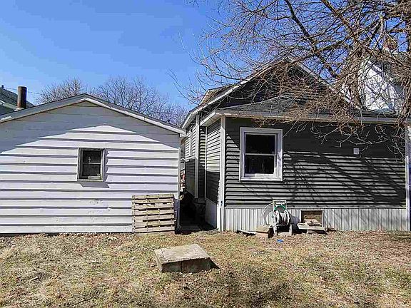 3rd image of 406 N Warner St