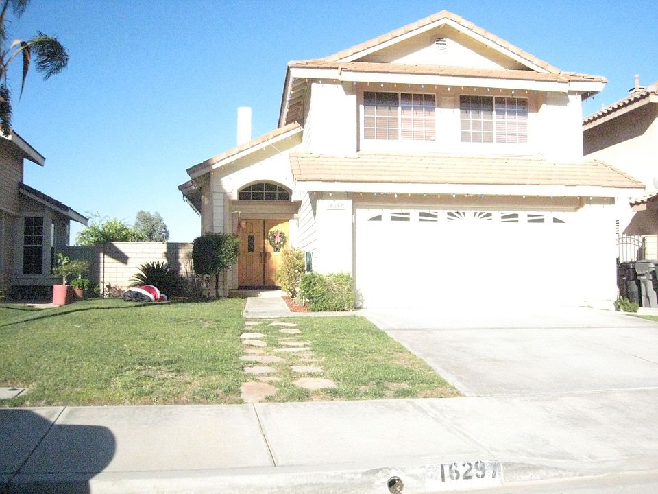 COMPLIMENTS OF PARK PLACE REAL ESTATE