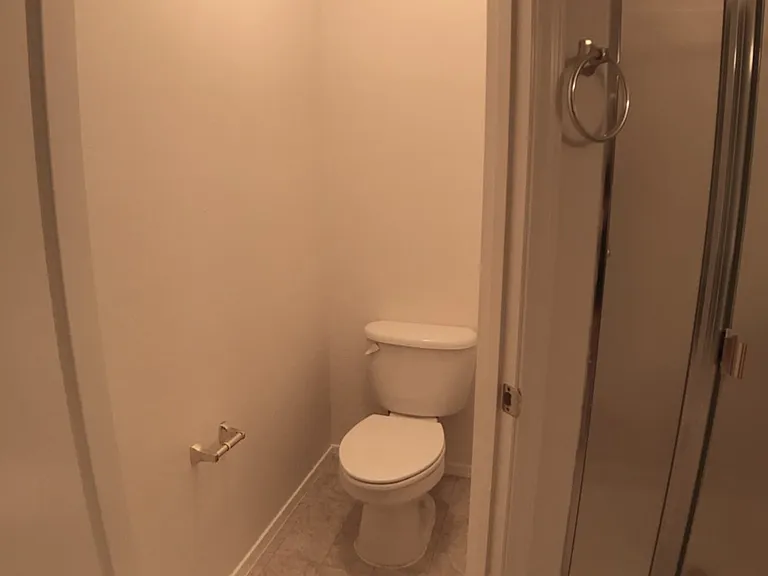 17584 W Acacia Ct — Photo 34