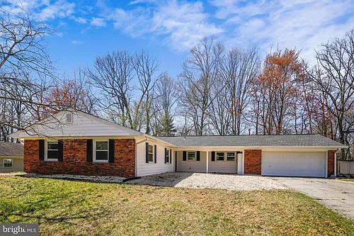2917 Birchtree Ln Photo 1