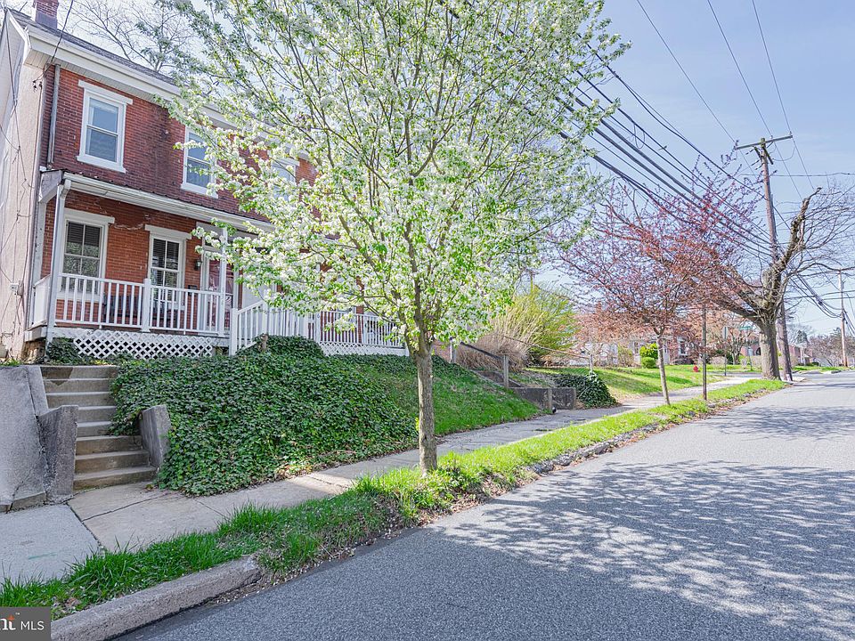 934 W Bridge St, Phoenixville, PA 19460 | Zillow