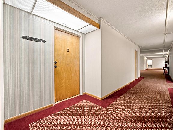5th image of 105 3rd St N APT 203