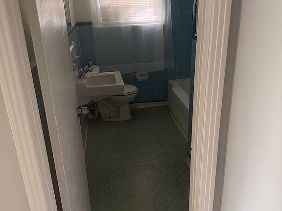 4th image of 1024 Woodmont Blvd