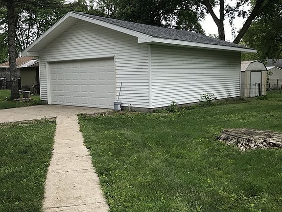 5th image of 3114 Grove Ave