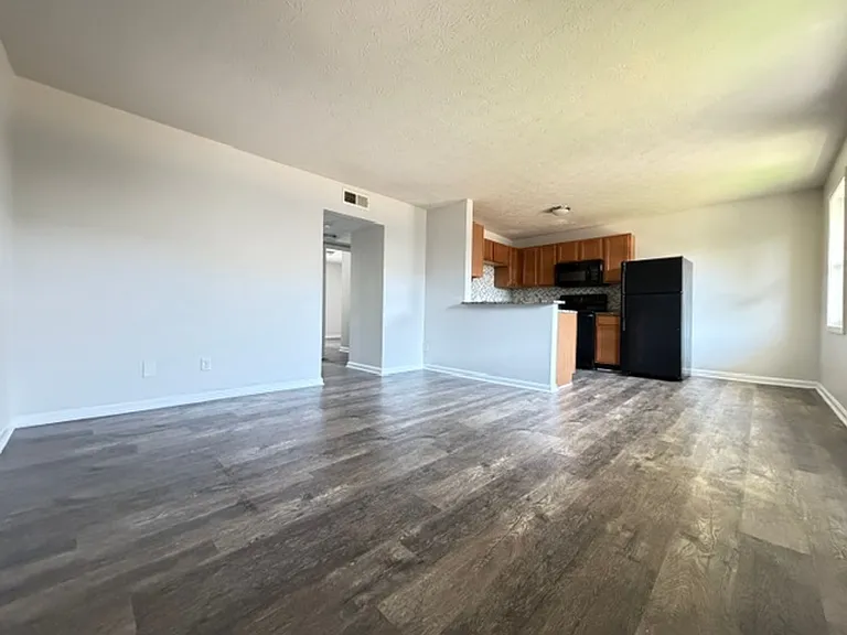Jacobs Landing Apartments — Photo 21