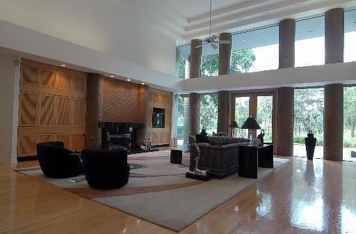2nd image of 16408 Avila Blvd