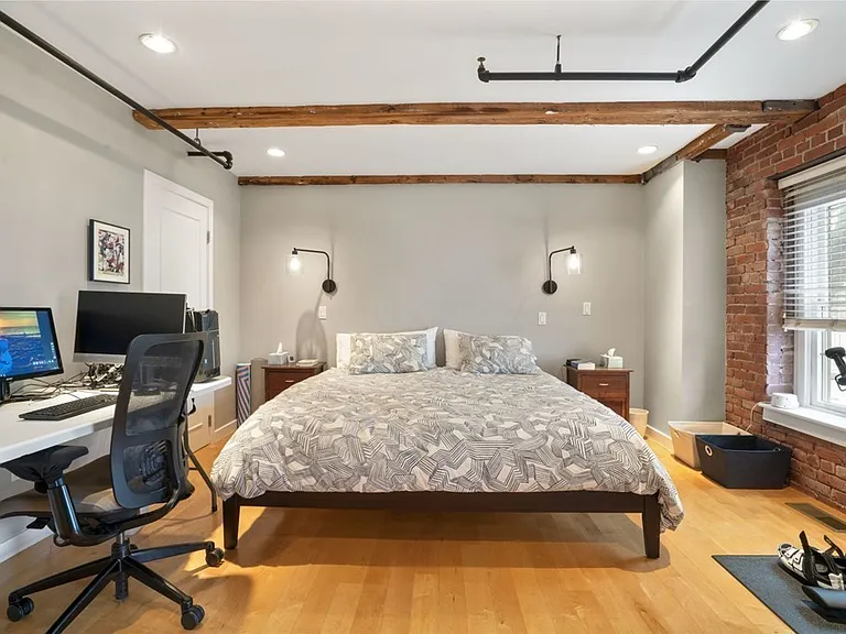 8 Newcomb St #5 — Photo 16