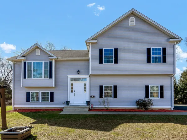 159 Grove Street, Windsor Locks, CT 06096