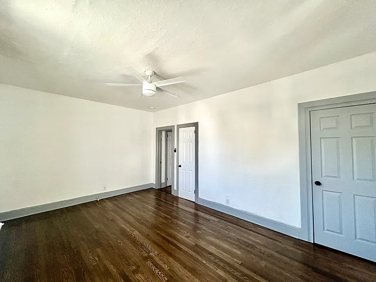 105 Mitchell Ave #UPPER — Photo 26