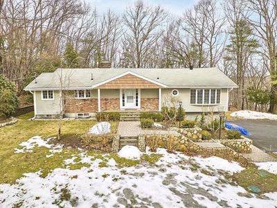 52 Gray Rd, Andover, MA, 01810