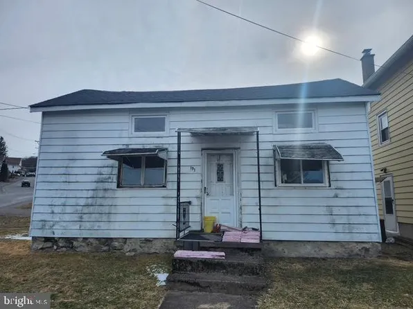 191 Spruce St, Archbald, PA 18403