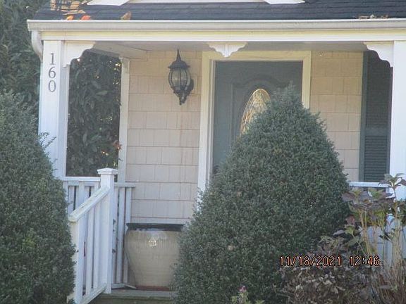 5th image of 160 Atlantic Ave