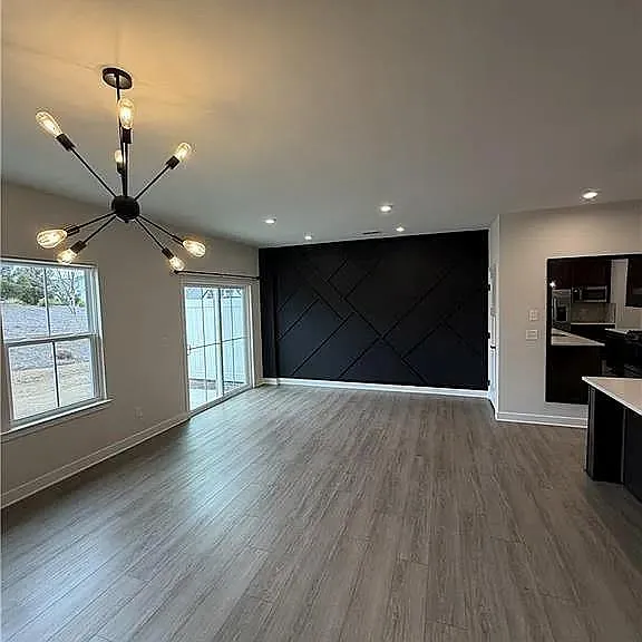 360 Salt Lake Ln — Photo 3