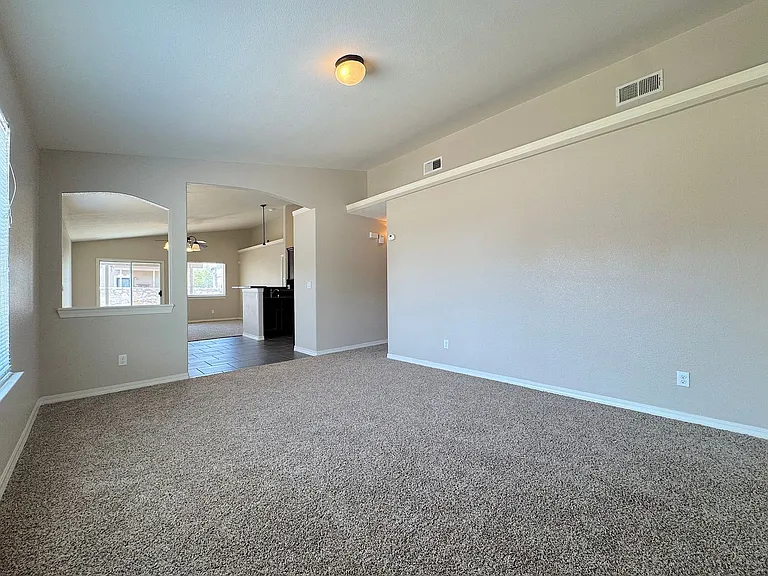 10925 Coyote Ranch Ln — Photo 3