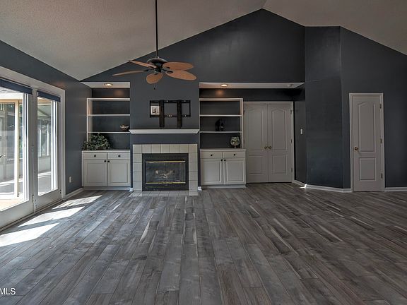 5th image of 211 Saligugi Cir