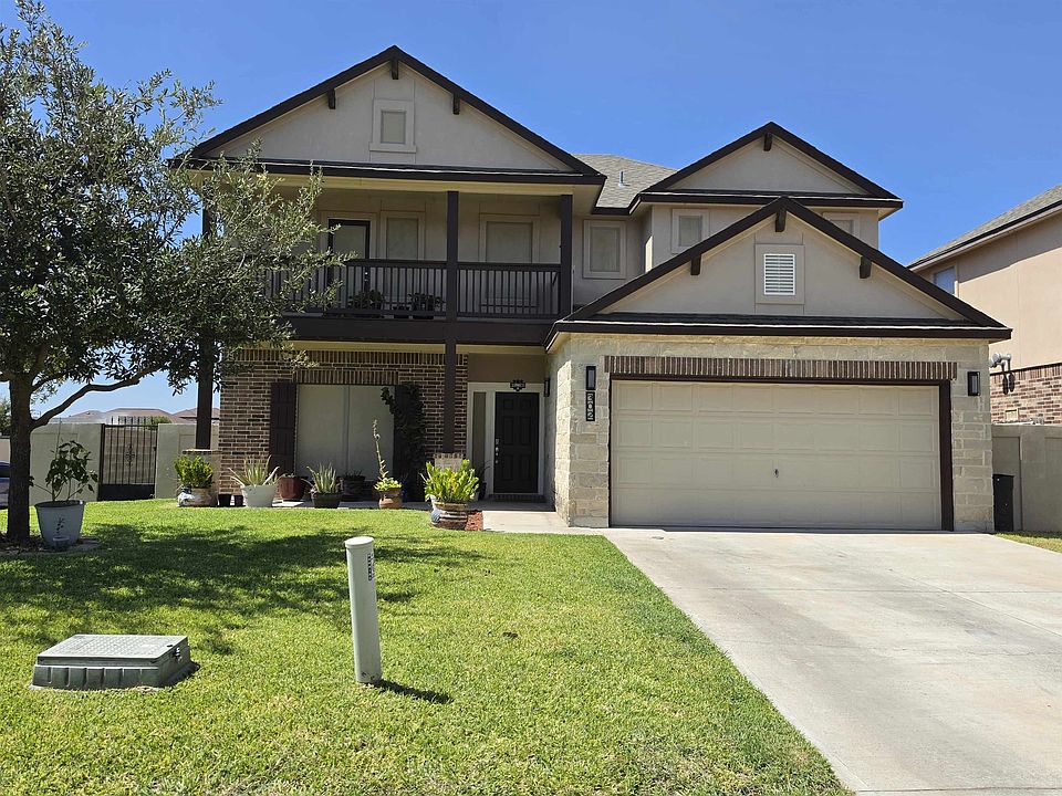 1st image of 302 Date Palm Dr