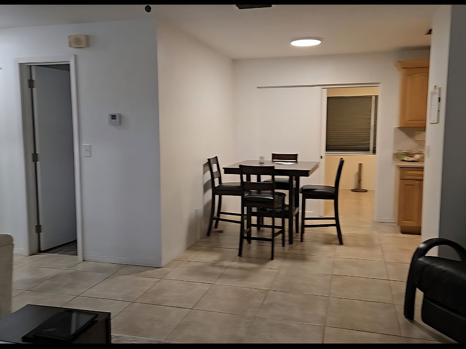 2nd image of 3036 27th Ave N