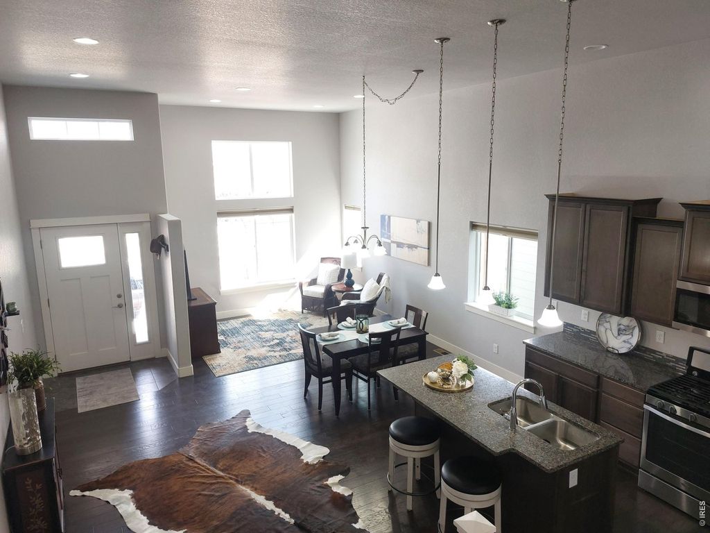 2263 Adobe Dr
