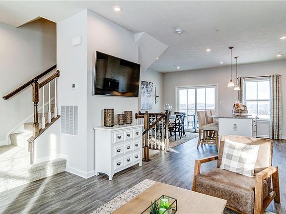 5th image of 4042 Grove Point Dr #L-a
