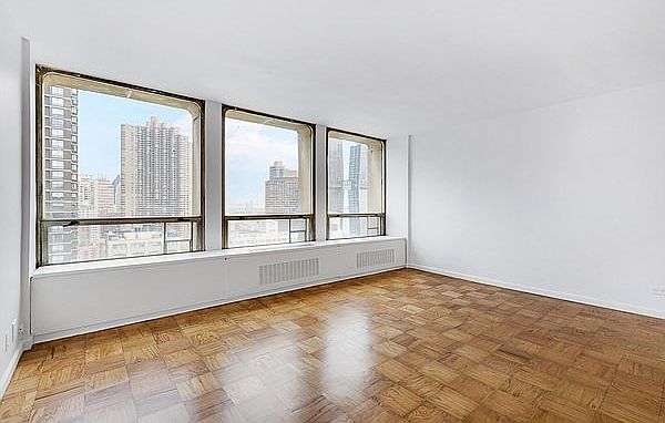 1st image of 300 E 33rd St APT 21H