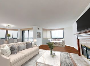 1733 Harmon Cv, Secaucus, NJ 07094