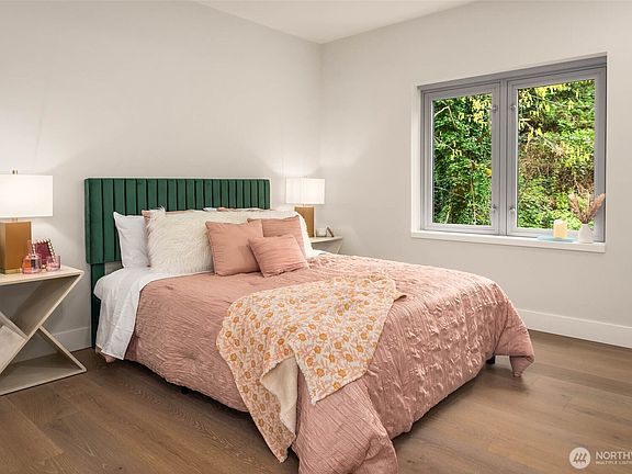 5th image of 1250 Alki Avenue SW #3H