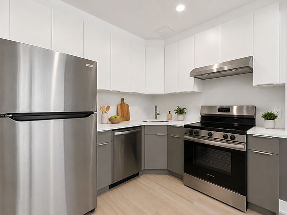 5th image of 46-06 11th St #4A