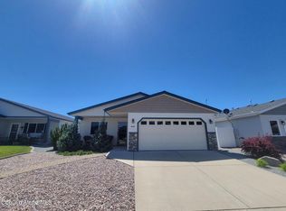 8646 W Sawtooth St, Rathdrum, ID 83858