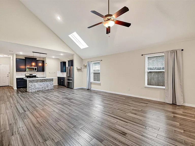 4631 Stolz Trl — Photo 23