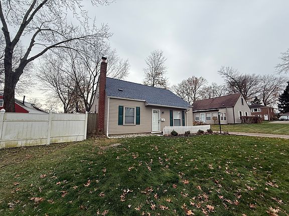 2nd image of 1994 Tudor St