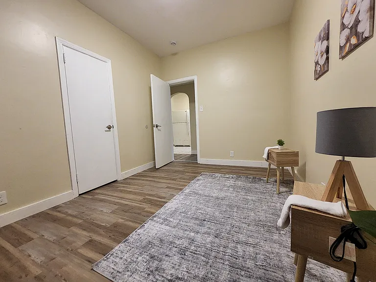 16 Hamilton Ave #1 — Photo 10