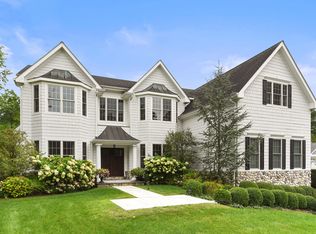 114 Cox Ave, Armonk, NY 10504