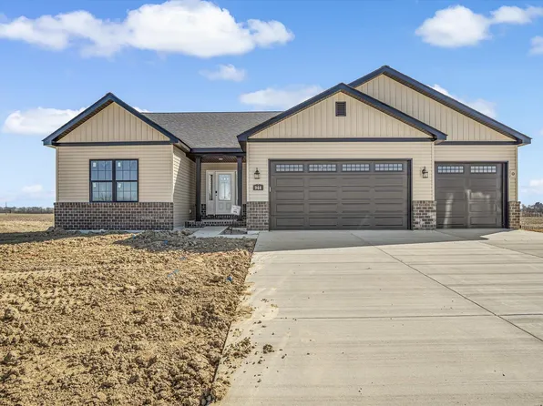 944 Forbs Dr, Waterloo, IL 62298
