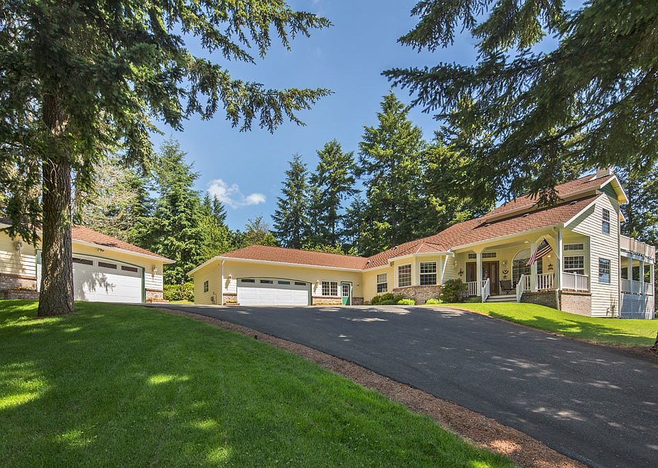 1st image of 1706 105th Ln SE