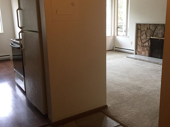 3rd image of 117 12th Ave E APT 101