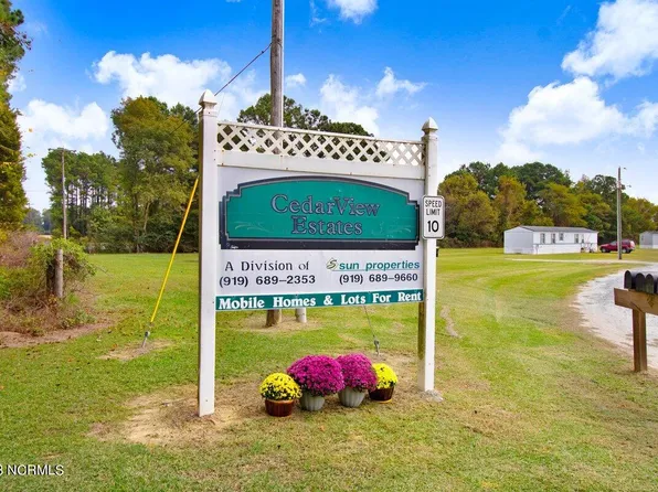 000 Preston Lane, Newton Grove, NC 28366